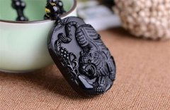 虎人应该带公貔貅还是母貔貅？