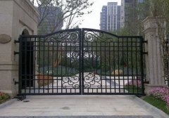 风水学大门内开外开哪个合适?