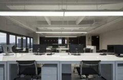 属狗办公室办公桌吉方财位解析